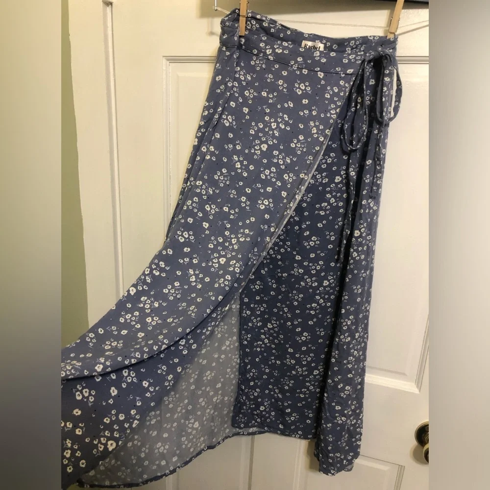 Rachel Floral Wrap Midi Skirt in Blue - Picture 3 of 4